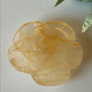 💎 Golden Healer Crystal Flower Carving
